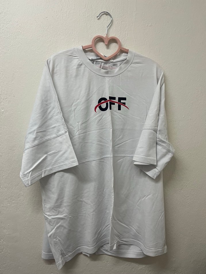 Beyaz Baskılı Oversize Streetwear Tişört - Görsel 4