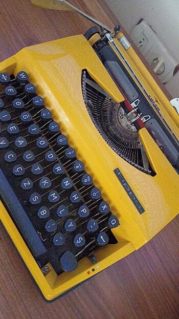 Diğer Daktilo