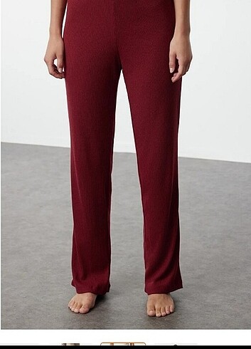 m Beden Baskılı Tişört ve Kaşkorse Alt Örme Pijama Takımı
