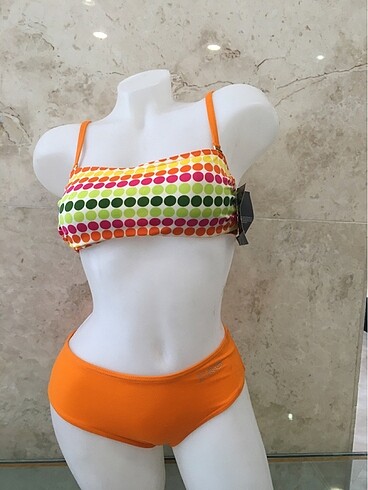 Mayo bikini