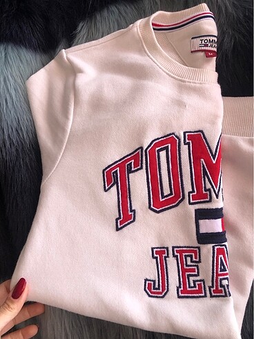 Tommy sweat