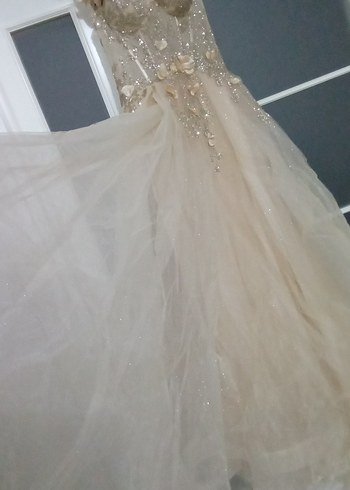 Çiçek ve korse Detaylı Straplez Gold Gelinlik - Görsel 6