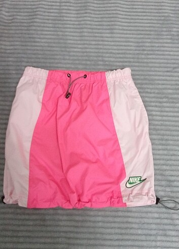 xs Beden pembe Renk NIKE SPORT ASTARSIZ PARAŞÜT KUMAŞ ETEK