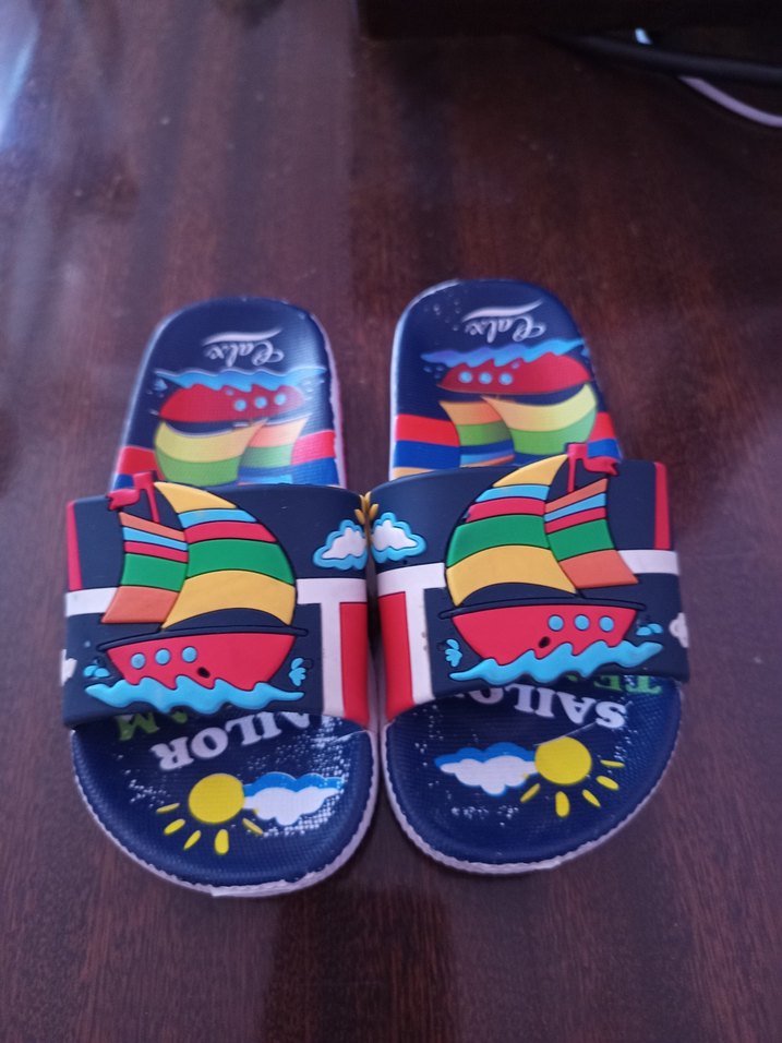 Erkek çocuk terlik 25 numara - Görsel 3