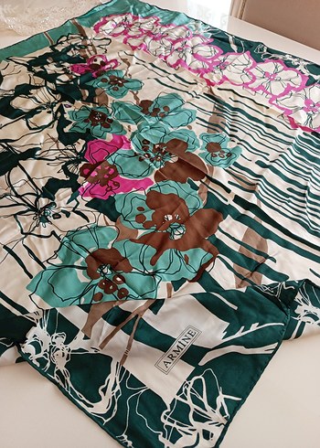 Armine sura ipek eşarp - Görsel 3