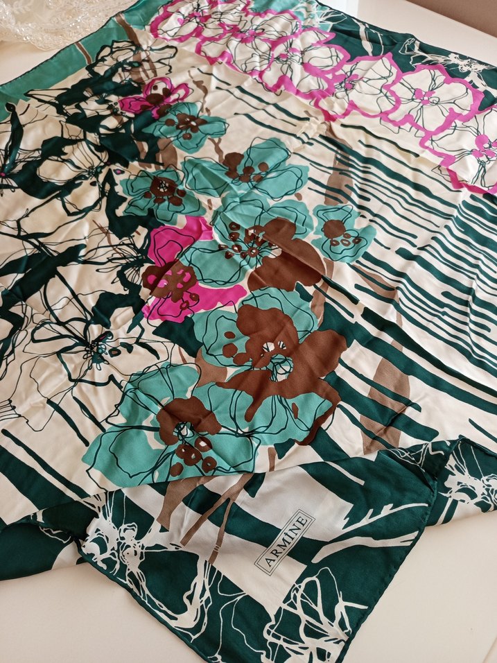 Armine sura ipek eşarp - Görsel 4