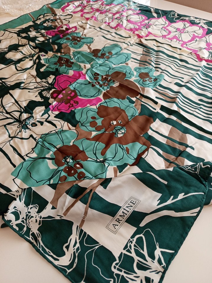 Armine sura ipek eşarp - Görsel 5