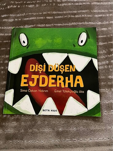 Dişi düşen ejderha