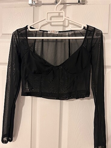 Siyah crop