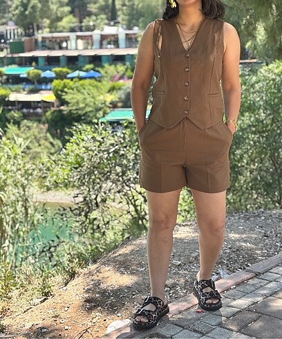 Diğer Şortlu yelekli takım