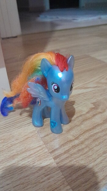 rainbow dash pony