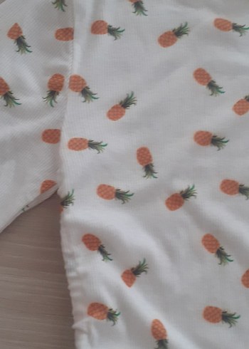 m Beden Beyaz ananas Baskılı Uzun Kollu yandan buzgülü krop Bluzu