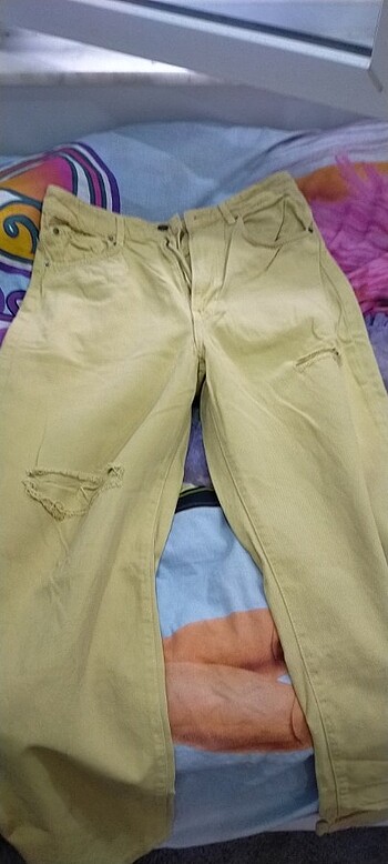 Sarı pantolon 