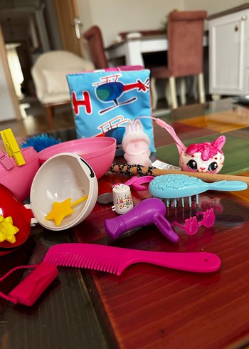 Renkli Oyuncak Seti ve Aksesuarları - Görsel 2