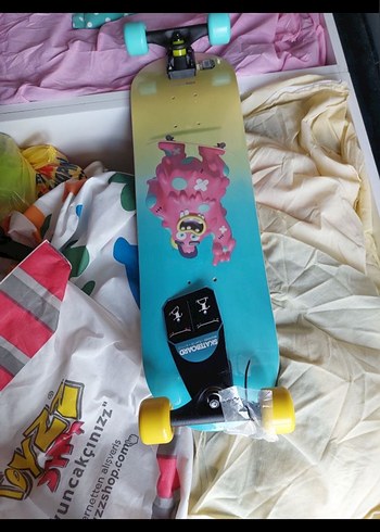 Beden DECATHLON SKATEBOARD 4/7 Renkli Çocuk Kaykay