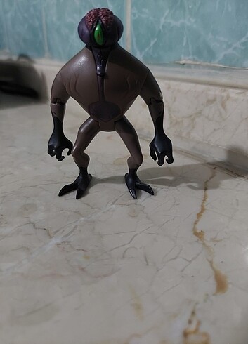  Beden Renk Ben 10 bandai 