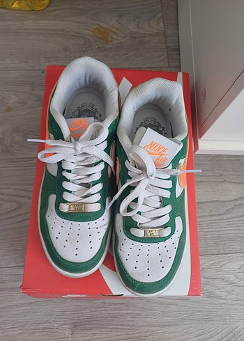Nike Kadın Renkli Bağcıklı Spor Ayakkabı