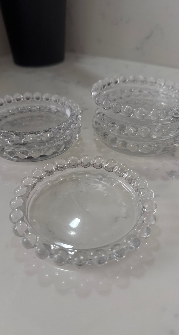 Boncuk Detaylı Şeffaf Cam Altlık - Görsel 2