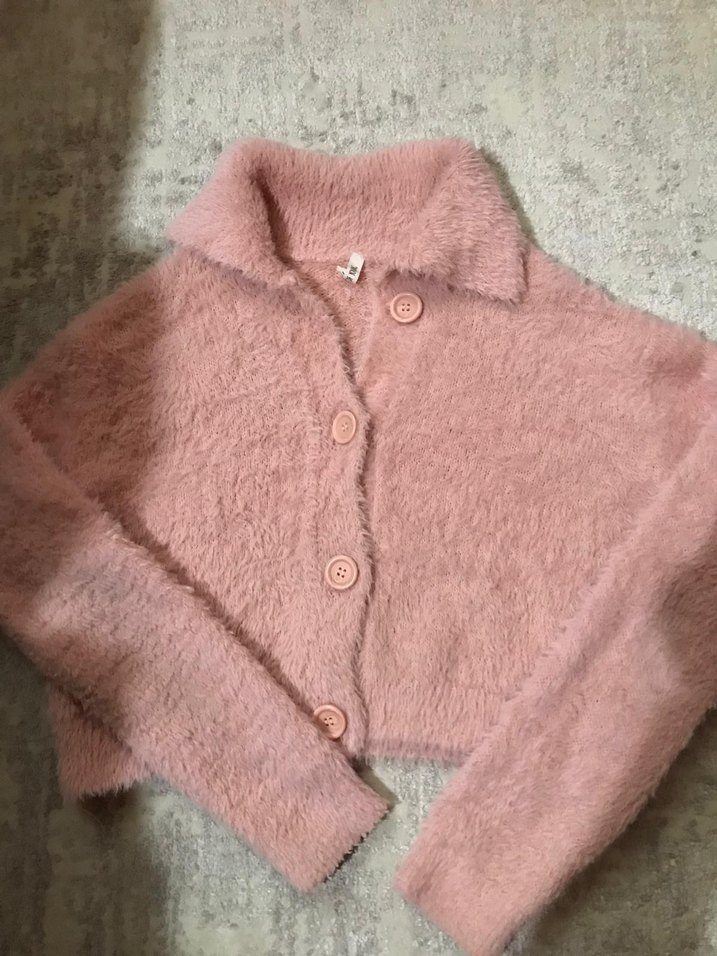 düğmeli pembe hırka - Görsel 2