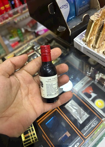 Magazadan figürlü şişe çakmak - Görsel 3