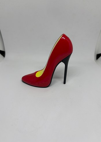 Topuklu Ayakkabı Tasarımlı Siyah Çakmak - Görsel 3