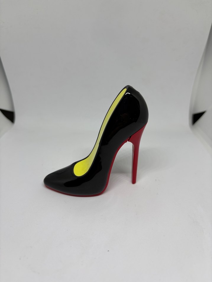 Topuklu Ayakkabı Tasarımlı Siyah Çakmak - Görsel 2