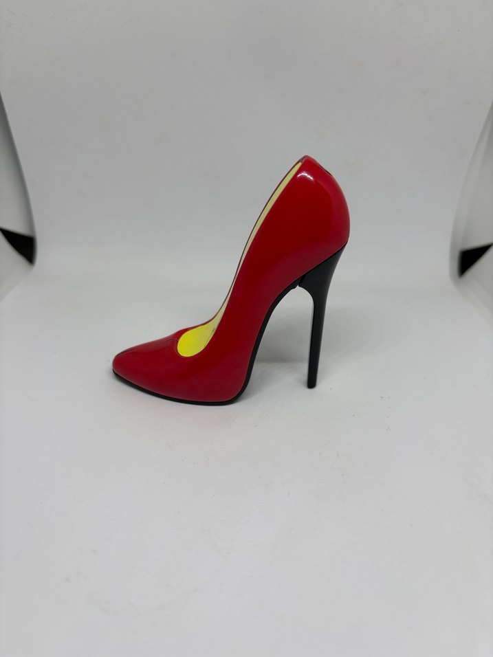 Topuklu Ayakkabı Tasarımlı Siyah Çakmak - Görsel 3