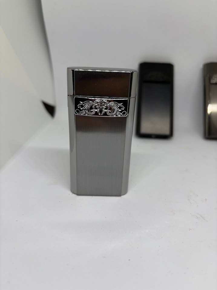 Siyah Metal Rüzgar Geçirmez Çakmak - Görsel 5