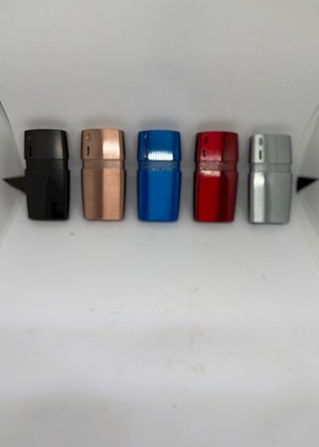 Mavi Metal Rüzgar Geçirmez Çakmak - Görsel 4