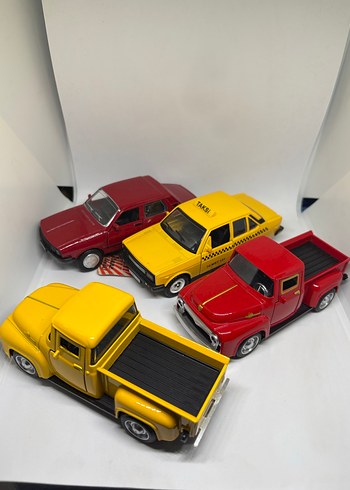 Renkli Sarı Oyuncak Araba Seti