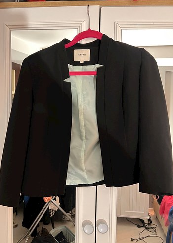 Koton Siyah Düğmeli Kadın Blazer Ceket