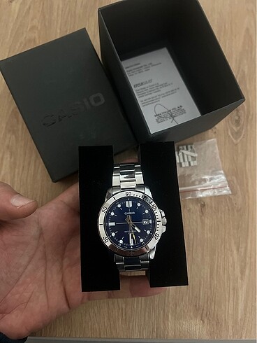 Sıfır casio erkek saat hediye geldi