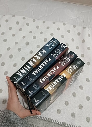 Karantina serisi 4 kitap ciltli