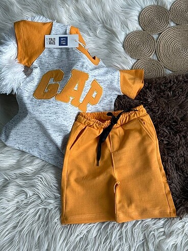 Gap GAP ŞORTLU TAKIM