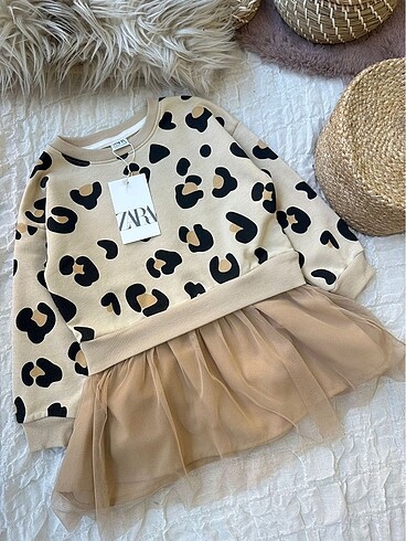 ZARA MODEL TÜLLÜ ELBİSE