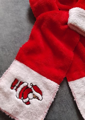 Nakışlı Kırmızı Çocuk Atkı ve Şapka Seti - Görsel 4