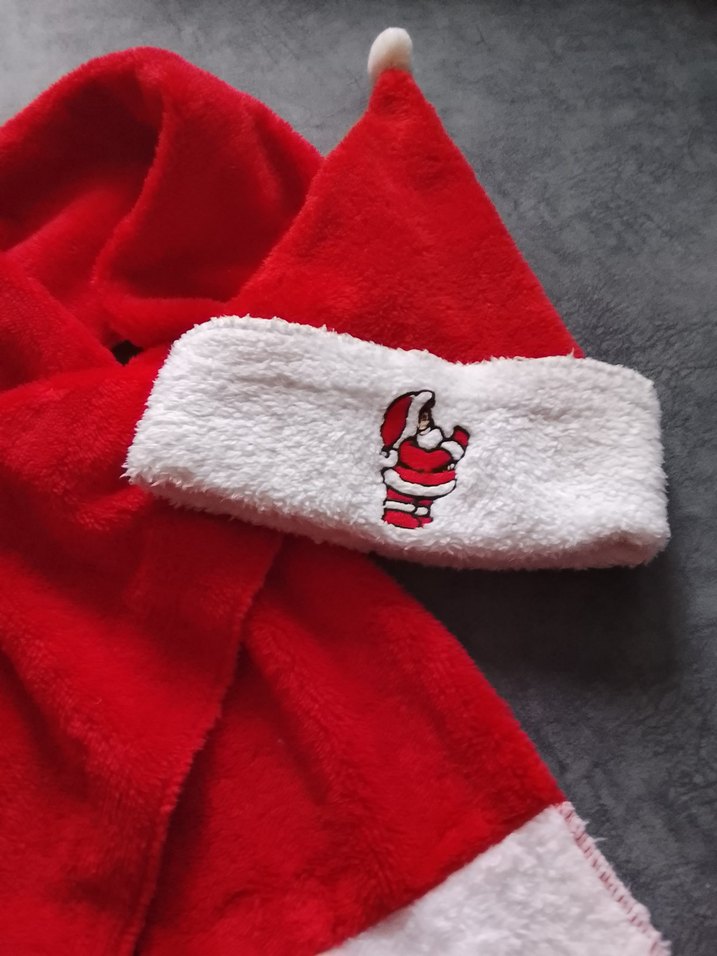 Nakışlı Kırmızı Çocuk Atkı ve Şapka Seti - Görsel 3