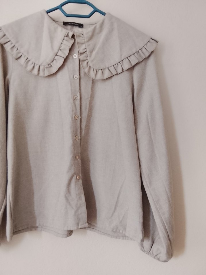 Bej Kadın Keten Gömlek Fırfırlı Yaka - Görsel 3