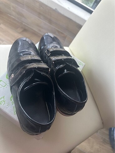 Siyah ayakkabı - Görsel 4