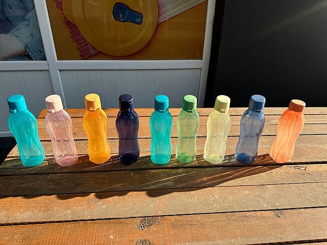  Beden Tupperware eko şişe 500 ml istediğiniz renk için ilan açtırın lü