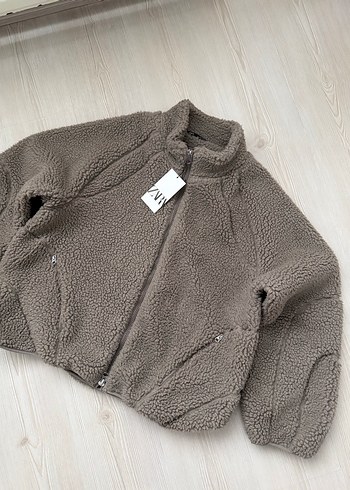 Zara x All Caps Studio Suni Yünlü Ceket - Görsel 6