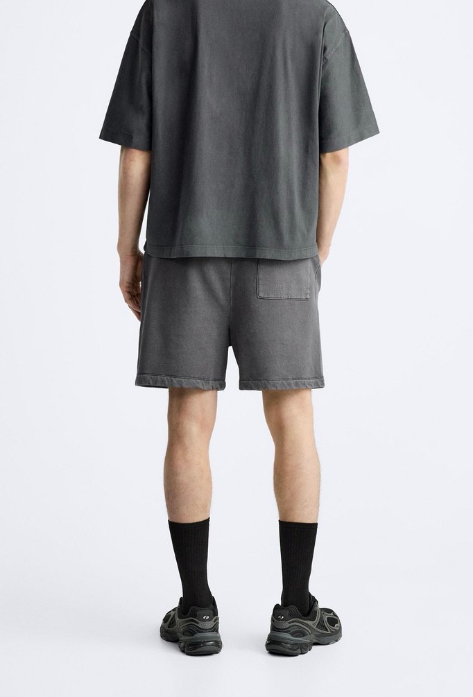 Zara Soluk Efektli Fit Bermuda - Görsel 2