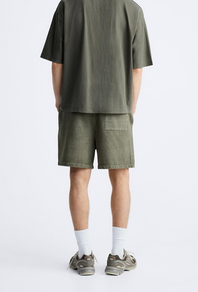 Zara Soluk Efektli Fit Bermuda - Görsel 2