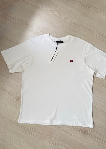 Abluka Beyaz Nakışlı T-shirt - Görsel 2