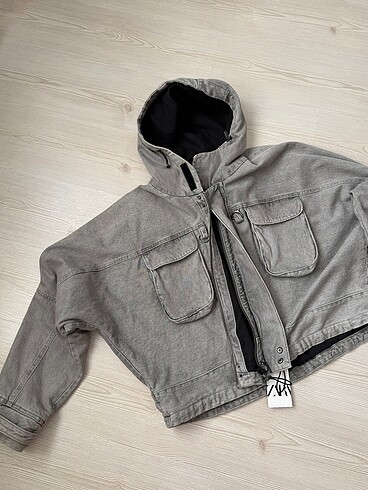 zara kapüşonlu denim ceket - Görsel 4