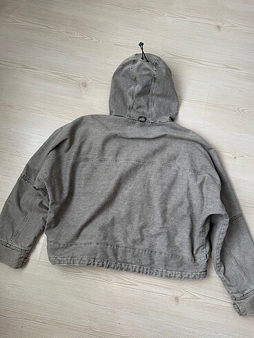 zara kapüşonlu denim ceket - Görsel 5