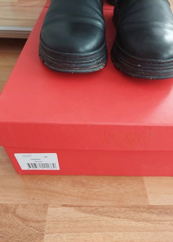 kadin kisa bot - Görsel 7