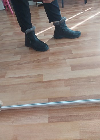 kadin kisa bot - Görsel 3