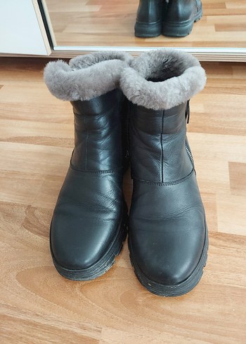 kadin kisa bot - Görsel 5