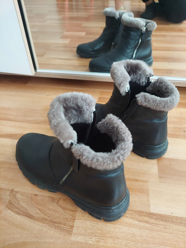 kadin kisa bot - Görsel 4